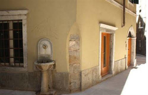 Residence Sara Trieste Exterior foto
